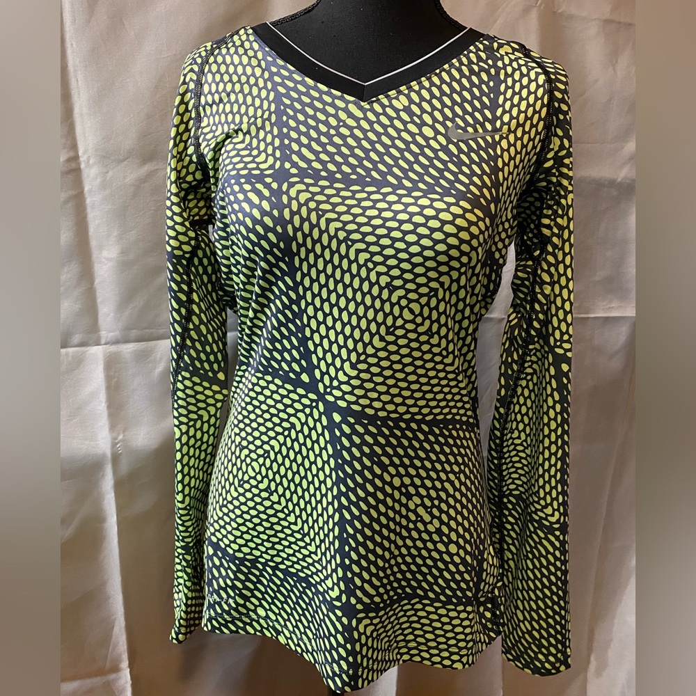 Nike Pro long sleeve tee